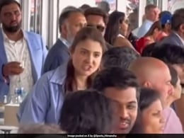 Watch: Did Anushka Sharma Lose Her Cool During India vs Pakistan At T20 World Cup? Internet Abuzz Watch: Did Anushka Sharma Lose Her Cool During India vs Pakistan At T20 World Cup? Internet Abuzz