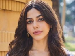 Alaya F “Takes London” With Scrumptious English Breakfast