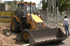 Jaipur: 700 दुकानों पर चलेगा बुलडोजर, JDA के विरोध में उतरे व्यापारी Jaipur: 700 दुकानों पर चलेगा बुलडोजर, JDA के विरोध में उतरे व्यापारी