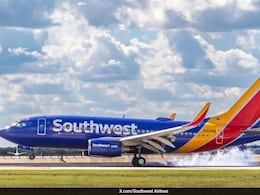 US Airline Plane Grounded After Female Passenger Strips Naked And Poops On Seat US Airline Plane Grounded After Female Passenger Strips Naked And Poops On Seat