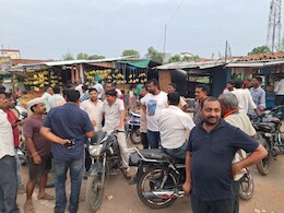 CG News: व्यापारी ने बाजार भाव से महंगे दर पर खरीदे उत्पाद, फिर 40 से 50 लाख रुपये का माल लेकर ऐसे हो गया रफू चक्कर