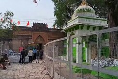 धार: 95वें दिन का सर्वे समाप्त, हिंदू पक्ष ने किया बड़ा दावा धार: 95वें दिन का सर्वे समाप्त, हिंदू पक्ष ने किया बड़ा दावा