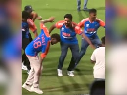 Watch: Rohit Sharma, Virat Kohli Lead Celebrations As India Stars Dance To 'Chak De India' Watch: Rohit Sharma, Virat Kohli Lead Celebrations As India Stars Dance To 'Chak De India'