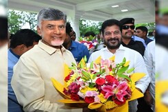 Telangana, Andhra Chief Ministers Meet For The 1st Time In 4 Years Telangana, Andhra Chief Ministers Meet For The 1st Time In 4 Years