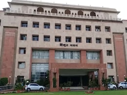 जयपुर डिस्कॉम की बिजली चोरी करने वालों पर बड़ी कार्रवाई, एक ही दिन में भरे 1.20 करोड़ के VCR  जयपुर डिस्कॉम की बिजली चोरी करने वालों पर बड़ी कार्रवाई, एक ही दिन में भरे 1.20 करोड़ के VCR