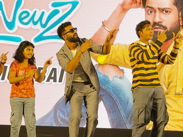 Vicky Kaushal Dances To <i>Tauba Tauba</i> With Young Fans