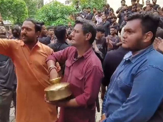 Vadodara Priest Cools Down 'Tazia' Before Curial During Muharram