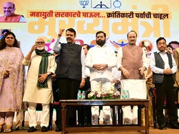 महायुतीचा फॉर्म्युला ठरला! भाजप किती जागा लढणार? शिवसेना आणि राष्ट्रवादीला किती जागा मिळणार? वाचा सविस्तर बातमी महायुतीचा फॉर्म्युला ठरला! भाजप किती जागा लढणार? शिवसेना आणि राष्ट्रवादीला किती जागा मिळणार? वाचा सविस्तर बातमी