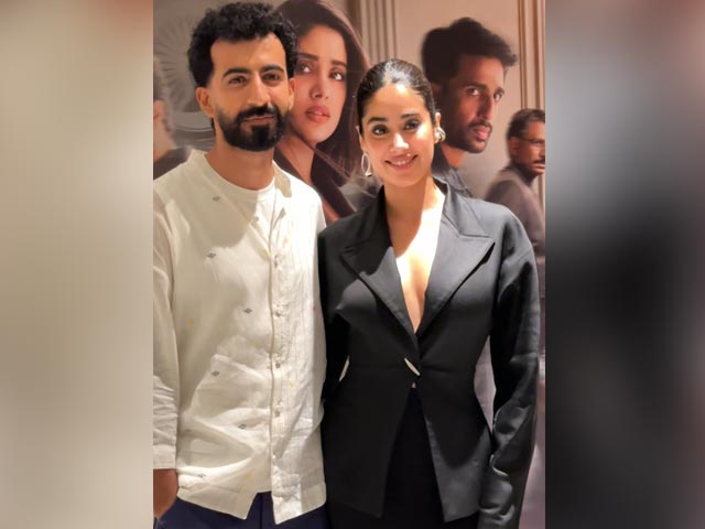 Janhvi Kapoor And Roshan Mathew's Picture-Perfect Moment At <i>Ulajh</i> Promotions