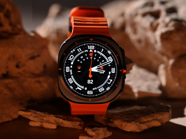 Gadgets 360 With Technical Guruji: Samsung Galaxy Watch Ultra