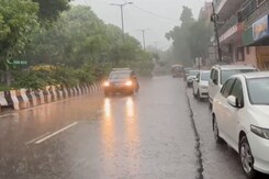Rain Lashes Several Parts Of Delhi, Brings Relief From Humidity Rain Lashes Several Parts Of Delhi, Brings Relief From Humidity