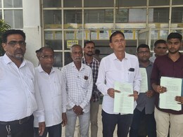 खूब हुई फसल फिर भी किसानों के हाथ खाली ! उल्टा हो गया करोड़ों का नुकसान  खूब हुई फसल फिर भी किसानों के हाथ खाली ! उल्टा हो गया करोड़ों का नुकसान