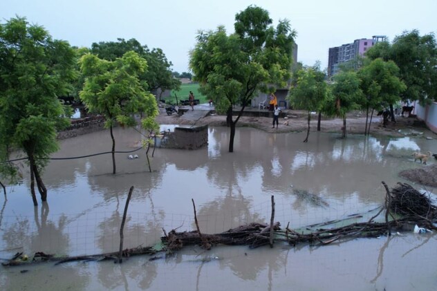 करीब 40 परिवारों पर छाया संकट करीब 40 परिवारों पर छाया संकट