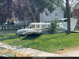 Small Plane Crashes In Front Lawn Of US Home: ''Felt Like Explosion'' Small Plane Crashes In Front Lawn Of US Home: ''Felt Like Explosion''