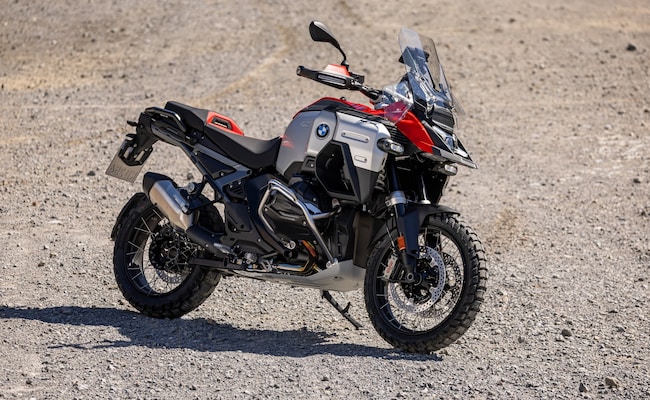 BMW R 1300 GS Adventure Revealed; Gets An Automatic Clutch