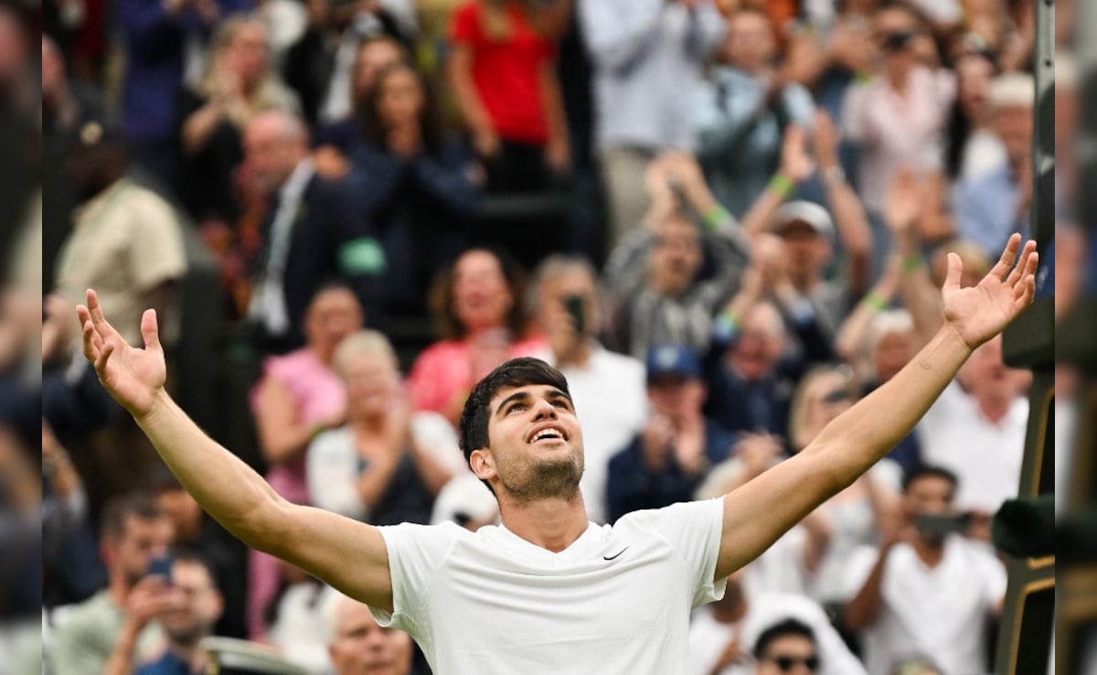 Watch: Carlos Alcaraz Mimics Jude Bellingham Goal Celebration After Wimbledon Win
