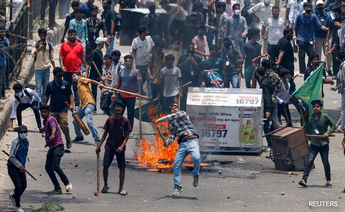 Bangladesh Security Forces Fire in Clashes, Killings Reported