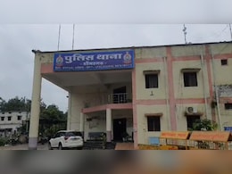 Crime News: नाबालिग को युवक पर था बहन से प्रेम संबंध का शक, तो पहले दी शराब की दावत फिर किया ये काम Crime News: नाबालिग को युवक पर था बहन से प्रेम संबंध का शक, तो पहले दी शराब की दावत फिर किया ये काम