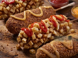 From Cheese Pulls To Hot Cheetos: 5 Korean Corn Dogs You Should Try At Least Once From Cheese Pulls To Hot Cheetos: 5 Korean Corn Dogs You Should Try At Least Once