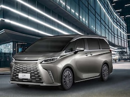 Lexus LM Deliveries Begin In India; Toyota Vellfire-Based Luxury MPV Hits Roads Lexus LM Deliveries Begin In India; Toyota Vellfire-Based Luxury MPV Hits Roads