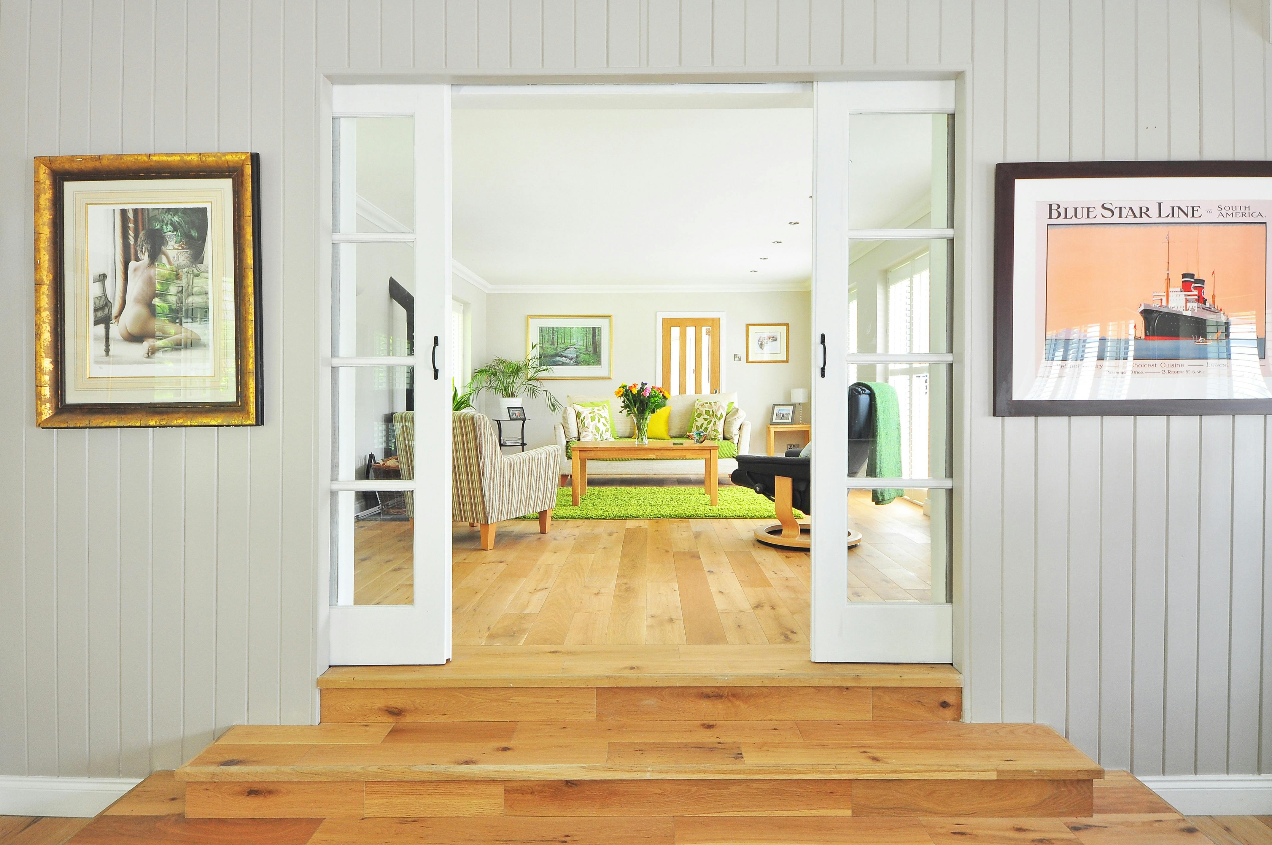 Best Deals On Carpet And Hardwood Flooring From Myntra