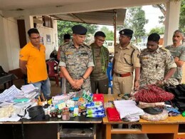 Anti Naxal Operation: नक्सलियों के नापाक मंसूबे को सुरक्षाबलों ने किया नाकाम, भारी मात्रा में डंप विस्फोटक बरामद Anti Naxal Operation: नक्सलियों के नापाक मंसूबे को सुरक्षाबलों ने किया नाकाम, भारी मात्रा में डंप विस्फोटक बरामद