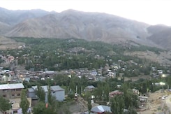 Kargil Vijay Diwas: The Bravehearts Who Ensured Victory In High-Altitude War Kargil Vijay Diwas: The Bravehearts Who Ensured Victory In High-Altitude War