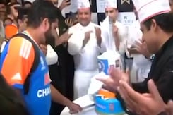 Team India के Delhi पहुंचने के बाद कप्तान Rohit Sharma ने काटा केट | T20 World Cup Team India के Delhi पहुंचने के बाद कप्तान Rohit Sharma ने काटा केट | T20 World Cup