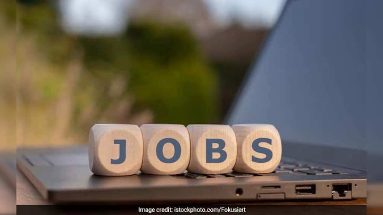 CSIR-CSIO Recruitment 2026: 10वीं पास से ग्रेजुएट तक के लिए नौकरी का मौका, सैलरी 1.42 लाख रुपये तक
