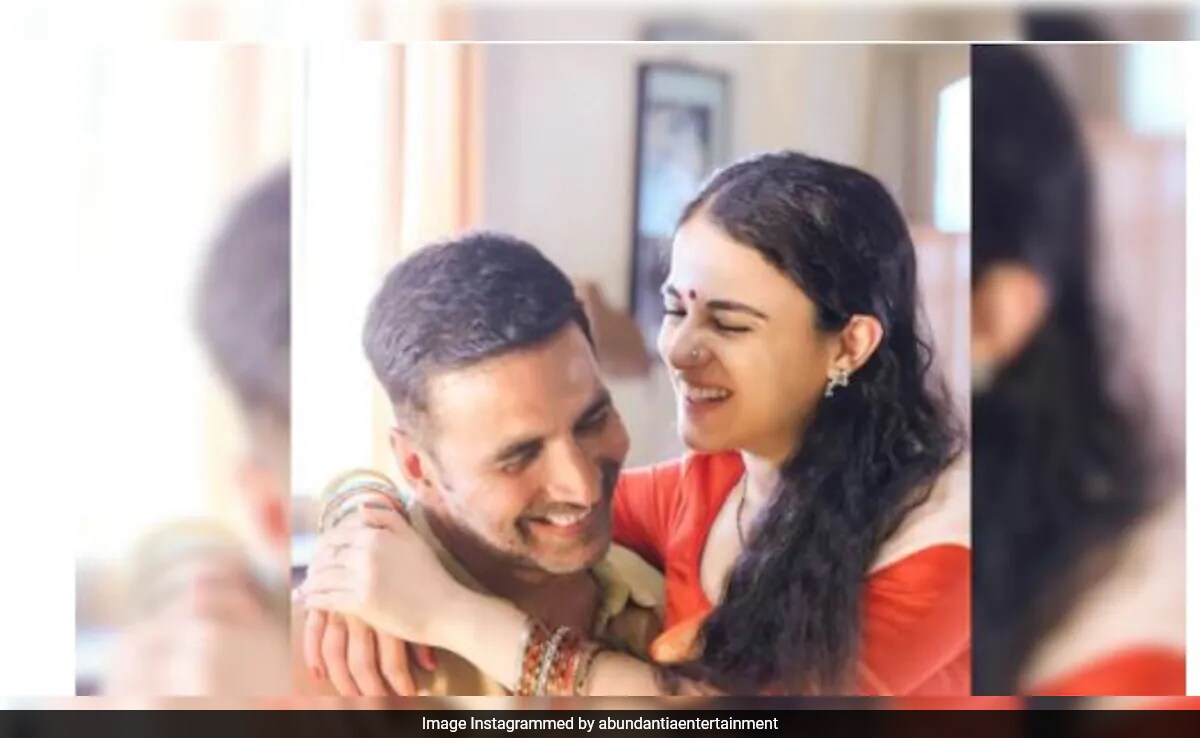 Radhika Madan On 27-Year Age Gap With <i>Sarfira</i> Co-Star Akshay Kumar: "Everyone Is Talking About Cracking Chemistry"