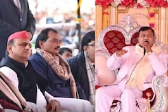 Akhilesh Yadav ने भी लगाए थे Bhole Baba के जयकारे, आज हो रही Photo Viral Akhilesh Yadav ने भी लगाए थे Bhole Baba के जयकारे, आज हो रही Photo Viral
