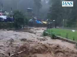 उत्तराखंड में मूसलाधार बारिश, जागेश्वर धाम के पास बादल फटा; बाढ़ के हालात उत्तराखंड में मूसलाधार बारिश, जागेश्वर धाम के पास बादल फटा; बाढ़ के हालात
