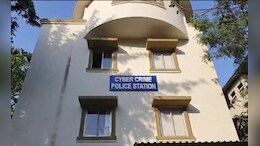 'इन्स्टा'वर मैत्री, प्रेमाचा बनाव, अश्लील व्हिडिओ, नवी मुंबईत भयंकर घडलं...