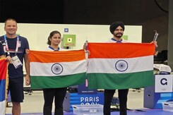 Manu Bhaker Claims Historic 2nd Olympic Medal; Wins 10m Air Pistol Mixed Team Bronze With Sarabjot Singh Manu Bhaker Claims Historic 2nd Olympic Medal; Wins 10m Air Pistol Mixed Team Bronze With Sarabjot Singh