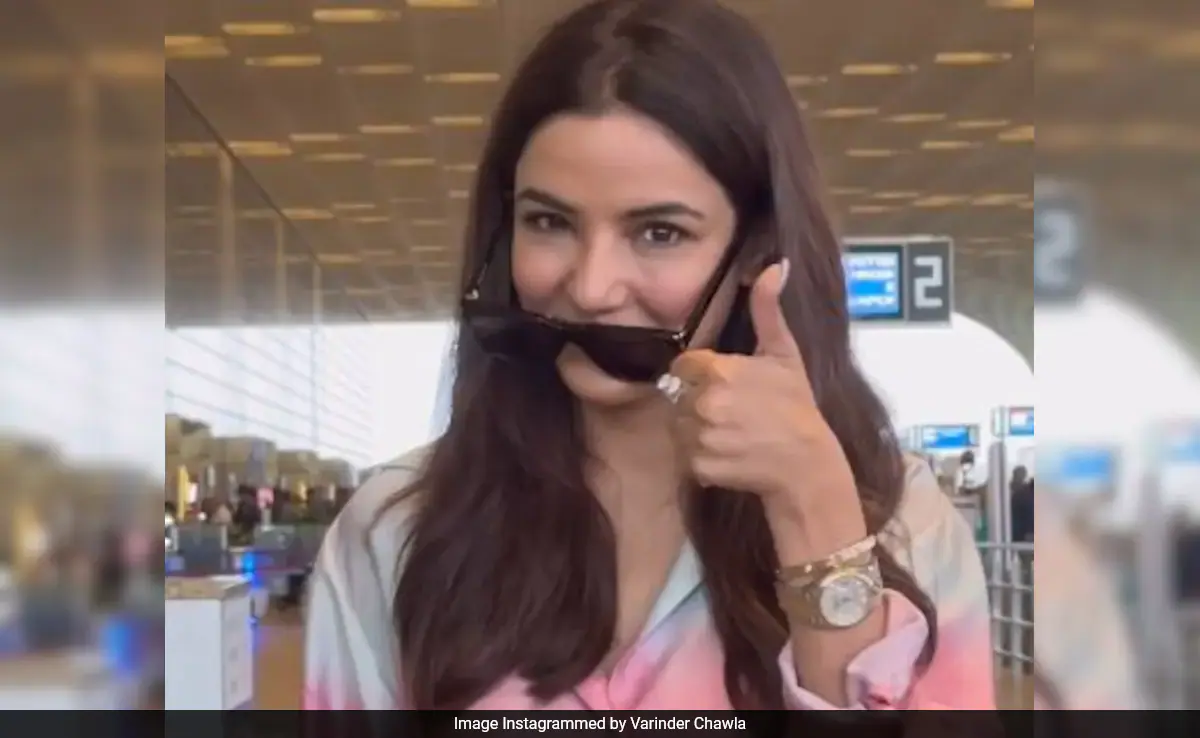 Jasmin Bhasin Makes First Public Appearance Post Corneal Damage