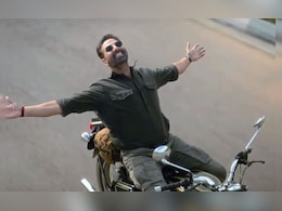 <i>Sarfira</i> Box Office Collection Day 3: Akshay Kumar And Radhikka Madan's Film Is A Few Crores From 20