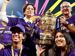 जूही चावला की होनी थी ग्रैंड शादी, सासूमां को करने पड़े 2000 इनवाइट कैंसिल, एक्ट्रेस बोलीं- मुझे नहीं पता था कि... जूही चावला की होनी थी ग्रैंड शादी, सासूमां को करने पड़े 2000 इनवाइट कैंसिल, एक्ट्रेस बोलीं- मुझे नहीं पता था कि...