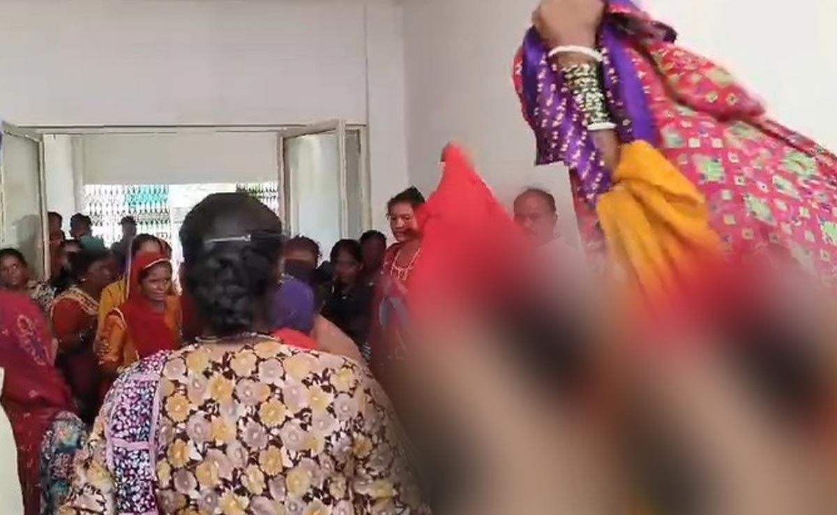 Tribal Man Arrested On Wedding Day Dies In Custody, Family Strips In Protest