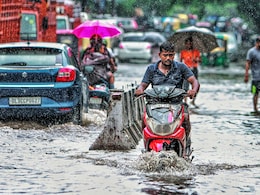 Delhi Traffic Update Today Live दिल्ली, गुड़गांव, नोएडा, गाजियाबाद में कहां जाम, कौन से रास्ते बंद, ऑफिस निकलने से पहले पढ़ लें ये 10 अपडेट