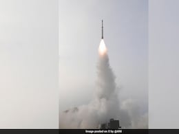 उत्तरी इज़रायल में हिज़बुल्ला का बड़ा हमला, 10 रॉकेट दागे उत्तरी इज़रायल में हिज़बुल्ला का बड़ा हमला, 10 रॉकेट दागे