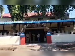 एकतर्फी प्रेमातून तरुणीवर जीवघेणा हल्ला; कैचीच्या साहाय्याने मानेवर वार, आरोपी अटकेत