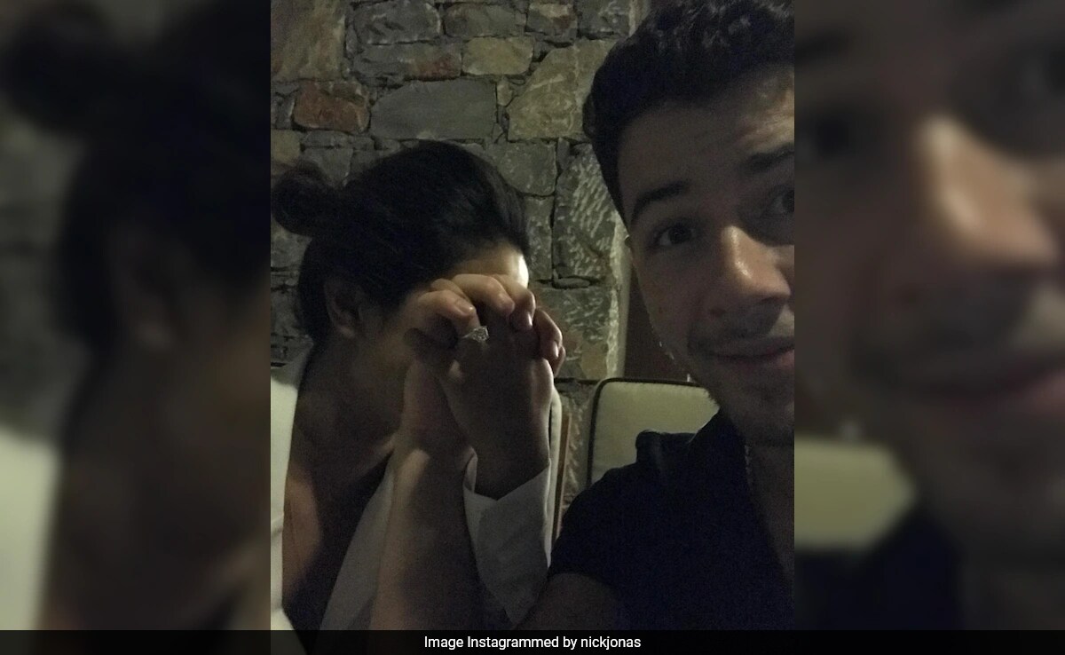 The One In Which Priyanka Chopra Said Yes To Nick Jonas. See Throwback Pic