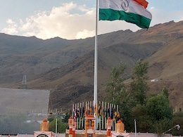 Kargil Vijay Diwas 2024: सेना के पराक्रम और शौर्य को सेलिब्रेट करने के लिए विजय दिवस पर बनाएं तिरंगे के रंग की ये खास रेसिपीज Kargil Vijay Diwas 2024: सेना के पराक्रम और शौर्य को सेलिब्रेट करने के लिए विजय दिवस पर बनाएं तिरंगे के रंग की ये खास रेसिपीज