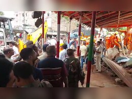 झारखंड : देवघर में तीन मंजिला भवन हुआ ध्वस्त, 2 लोगों की मौत, रेस्क्यू ऑपरेशन जारी