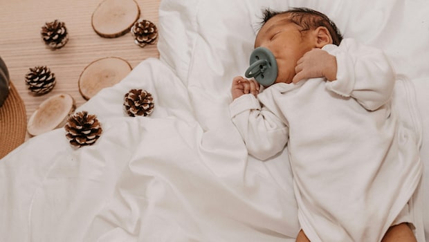 Why New Parents Should Choose Cotton Onesies For Their Babies Over Anything Else