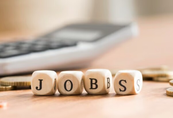 रेलवे ग्रुप-डी भर्ती परीक्षा आज से शुरू, जान लीजिए इससे जुडे़ हर सवाल का जवाब