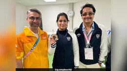 धक्कादायक! Manu Bhakar चे कोच नोकरीच्या शोधात, 3 वर्षांपासून मिळाला नाही पगार