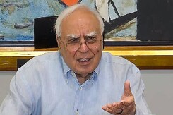 Kanwar Yatra Name Plate मामले पर भड़के Kapil Sibbal Kanwar Yatra Name Plate मामले पर भड़के Kapil Sibbal