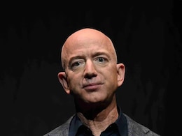 "To Avoid Media Bias": Jeff Bezos As Washington Post Withholds Endorsement