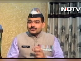 '90 डिग्री की खड़ी चढ़ाई, ताबड़तोड़ फायरिंग':  गोलियां से छलनी होने के बाद भी टाइगर हिल पर तिरंगा लहराने वाले कैप्टन '90 डिग्री की खड़ी चढ़ाई, ताबड़तोड़ फायरिंग':  गोलियां से छलनी होने के बाद भी टाइगर हिल पर तिरंगा लहराने वाले कैप्टन